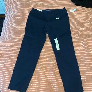 Navy pixie pants size 8 ankle length w/tags
